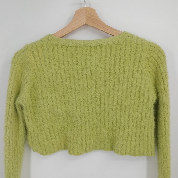 Urban Outfitters | cropped sweater - Picture 3 of 4